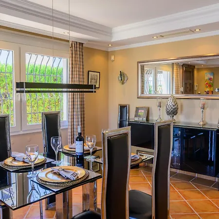 Ferienhaus Cozy In With Private Pool And Close To Puerto Banus *